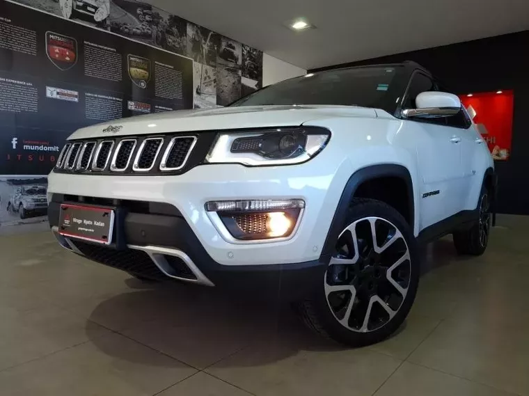 Jeep Compass Branco 17