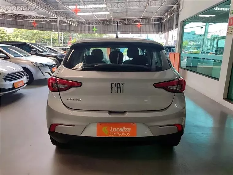 Fiat Argo Prata 9