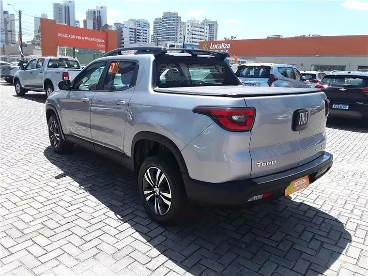 Fiat Toro Prata 4