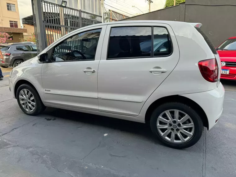 Volkswagen Fox Branco 11