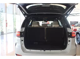 Toyota Hilux SW4