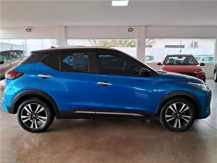 Nissan Kicks Azul 3