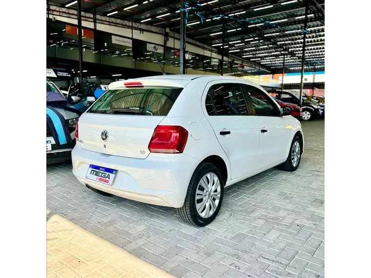 Volkswagen Gol Branco 5