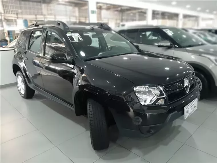 Renault Duster Preto 10