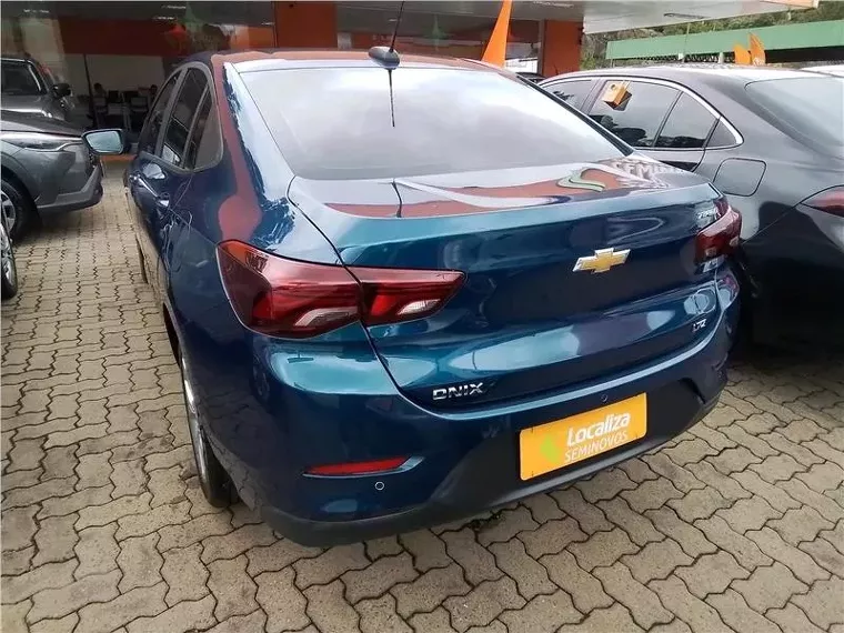 Chevrolet Onix Azul 1