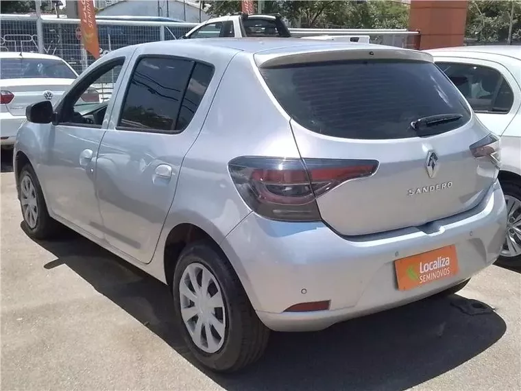 Renault Sandero Prata 11