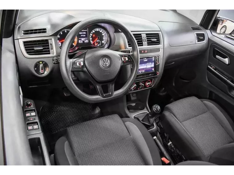 Volkswagen Fox Branco 16