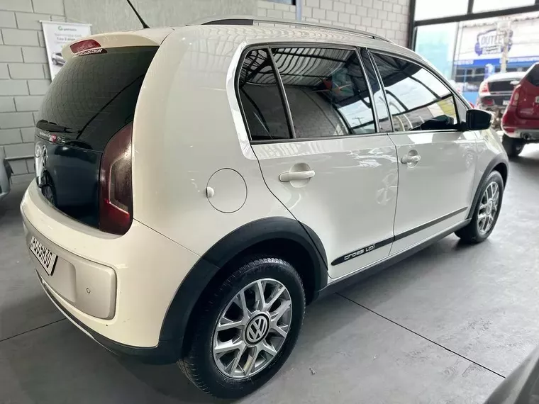 Volkswagen Cross UP Branco 9