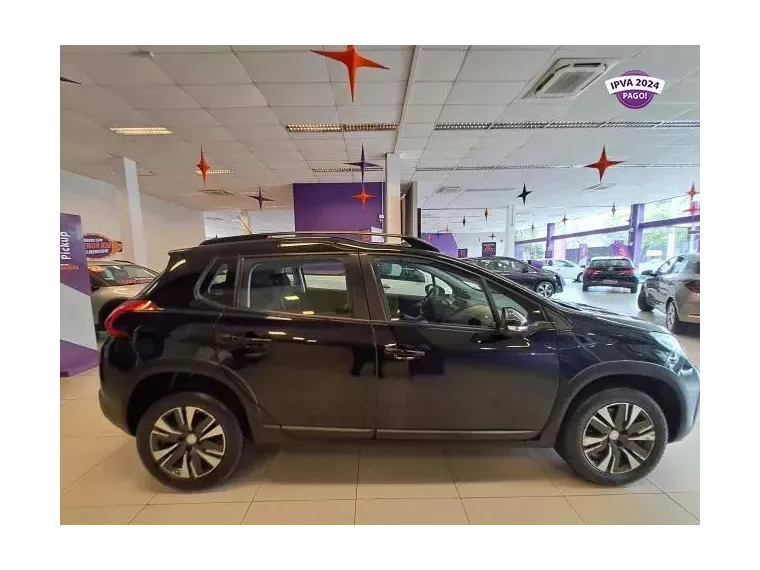 Peugeot 2008 Preto 4