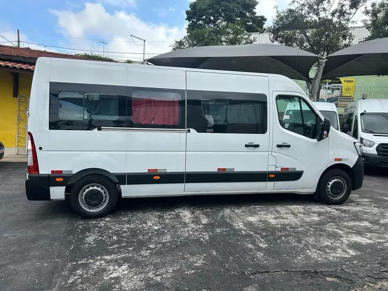 Renault Master Branco 9