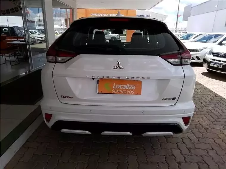 Mitsubishi Eclipse Cross Branco 2