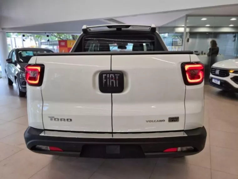 Fiat Toro Branco 3