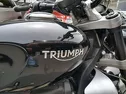 Triumph Rocket III 2021-preto-curitiba-parana-12