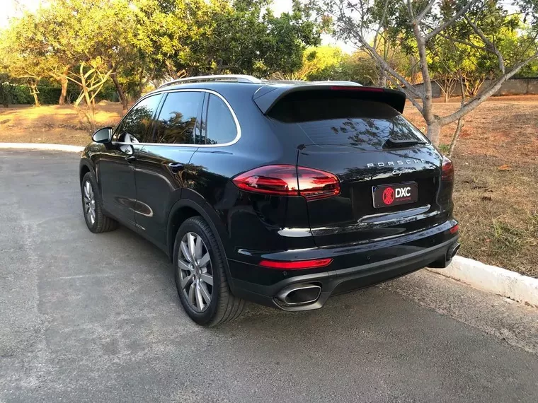 Porsche Cayenne Preto 21