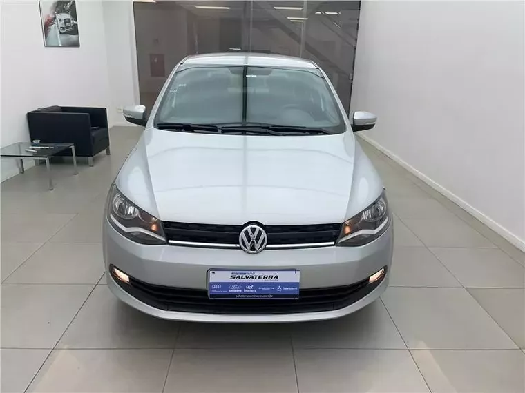 Volkswagen Gol Cinza 4