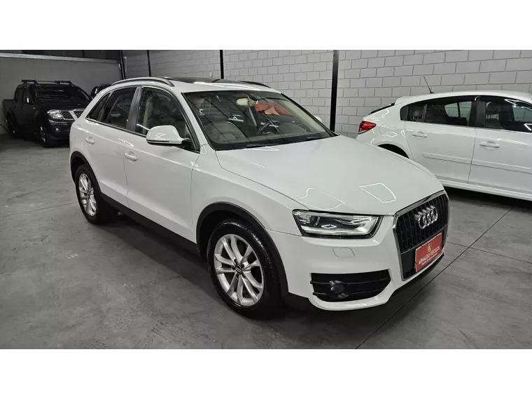 Audi Q3 Branco 4