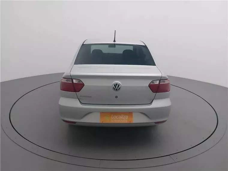 Volkswagen Voyage Prata 14