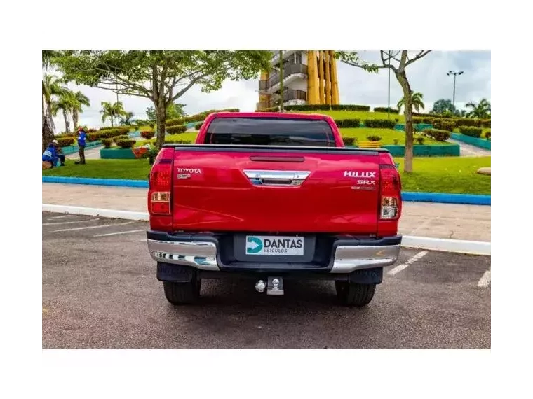 Toyota Hilux Vermelho 5