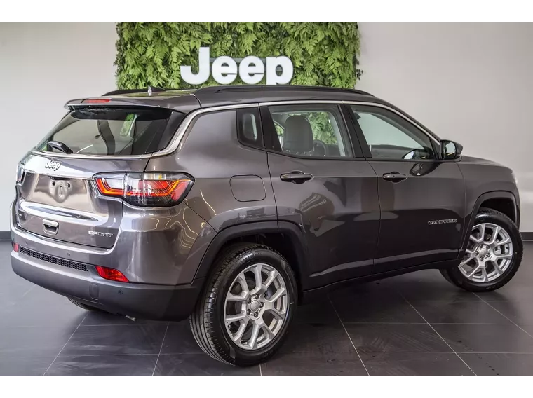 Jeep Compass Preto 10