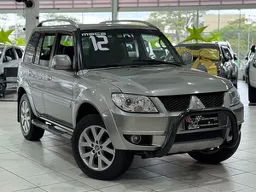 Mitsubishi Pajero TR4