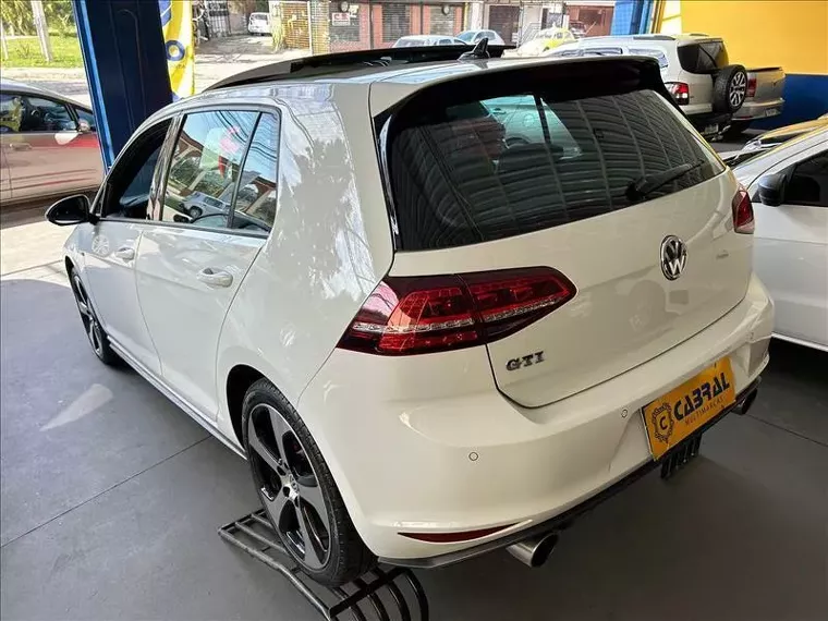 Volkswagen Golf Branco 1