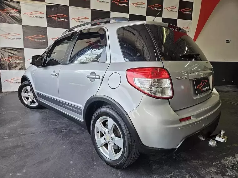 Suzuki SX4 Prata 10