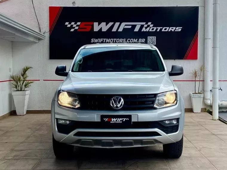 Volkswagen Amarok Prata 2