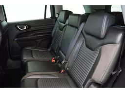 Jeep Commander