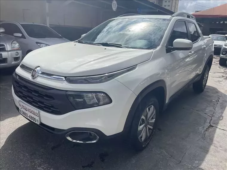 Fiat Toro Branco 3