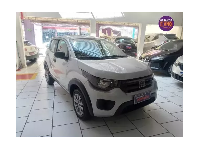 Fiat Mobi Prata 2