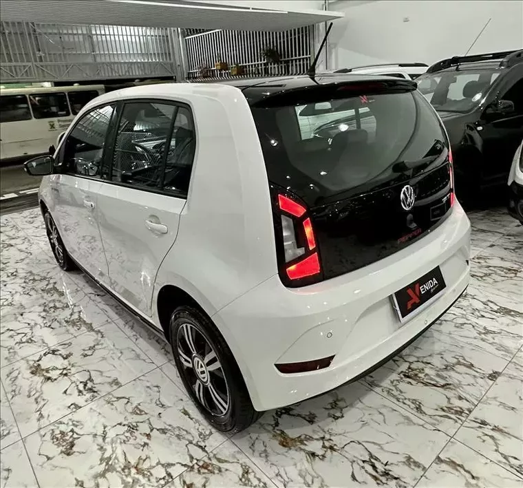 Volkswagen UP Branco 2