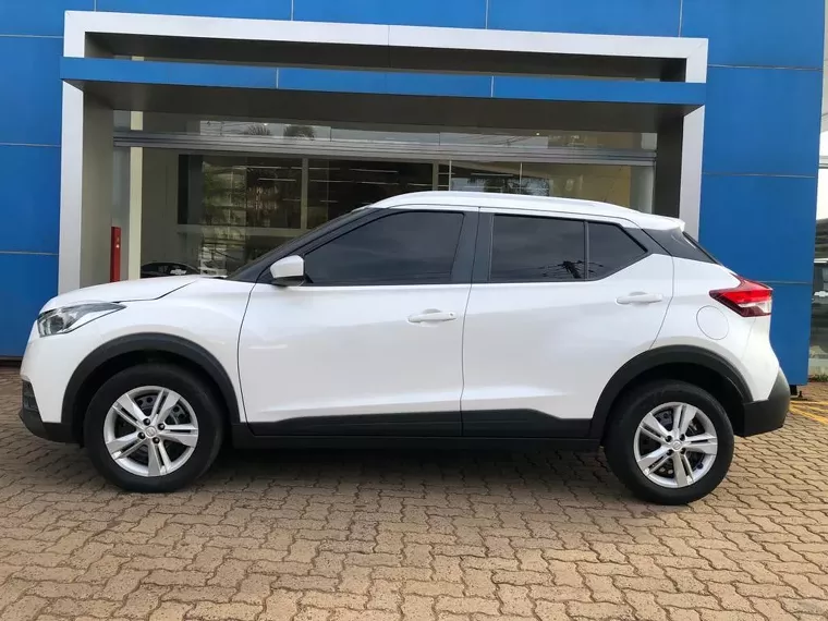 Nissan Kicks Branco 5