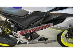YZF R15