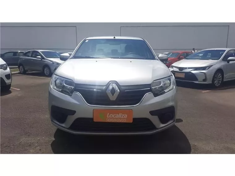 Renault Logan Prata 8