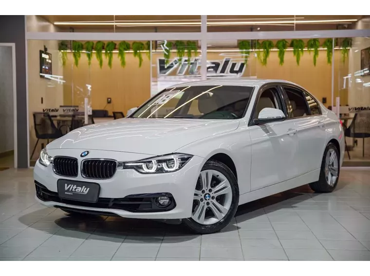 BMW 320i Branco 1