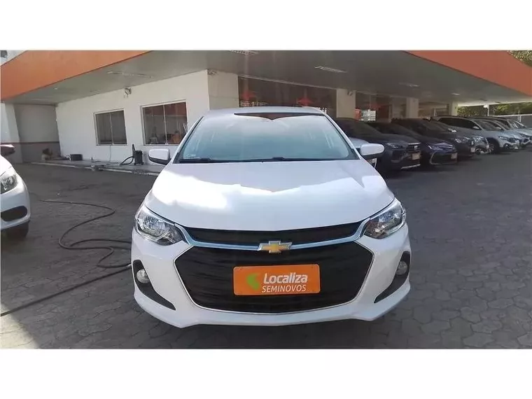 Chevrolet Onix Branco 4