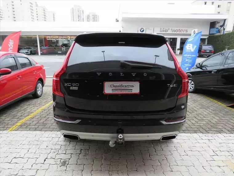 Volvo XC90 Preto 11