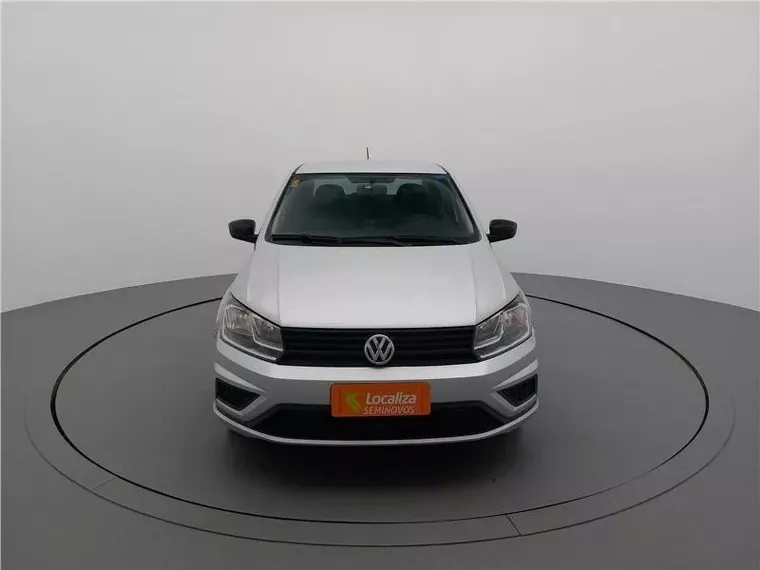 Volkswagen Voyage Prata 1