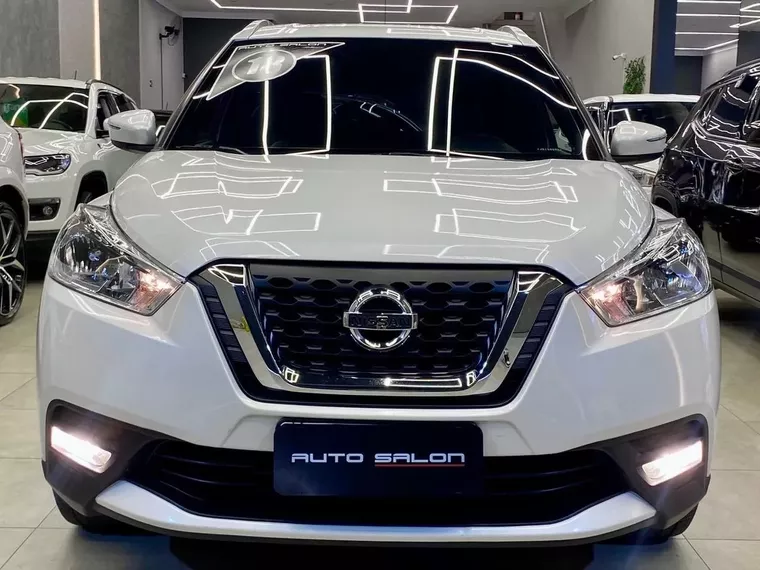 Nissan Kicks Branco 2