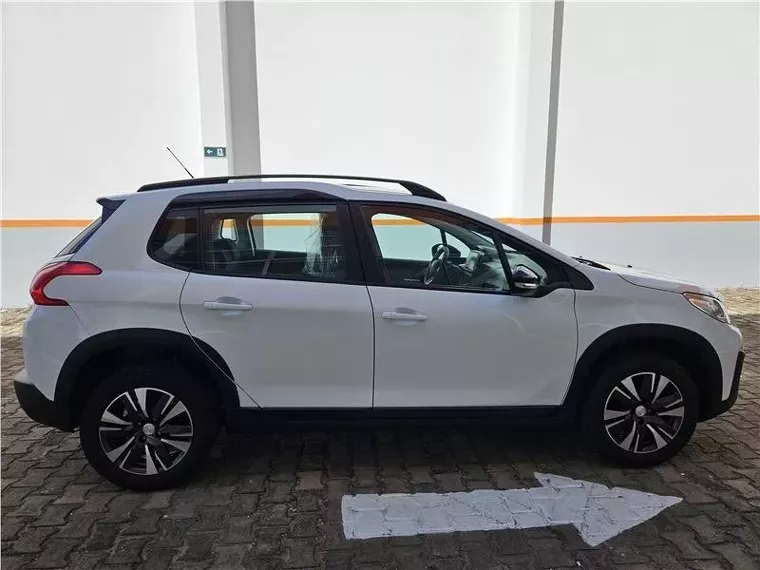 Peugeot 2008 Branco 2