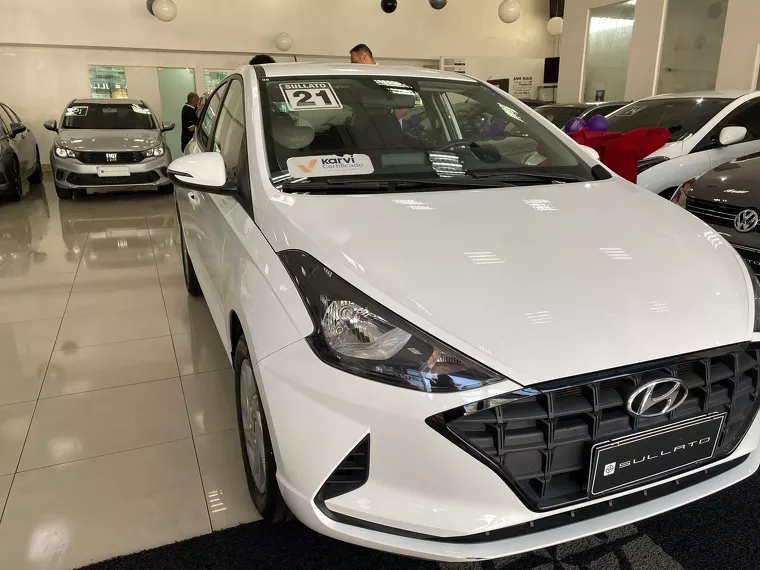 Hyundai HB20 Branco 11