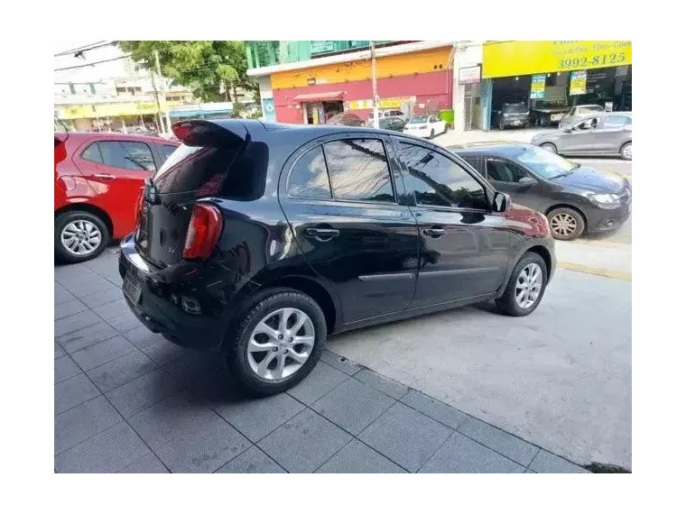 Nissan March Preto 7