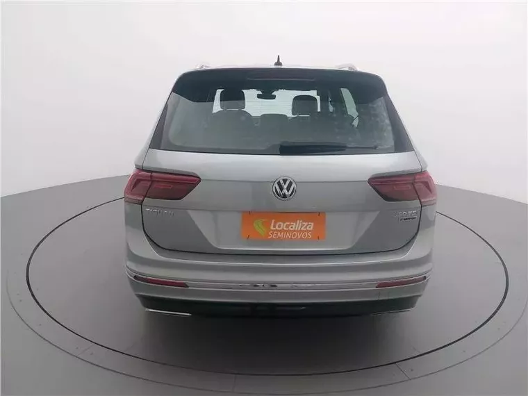 Volkswagen Tiguan Prata 7