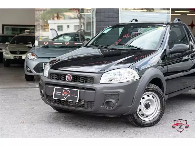 Fiat Strada Preto 11