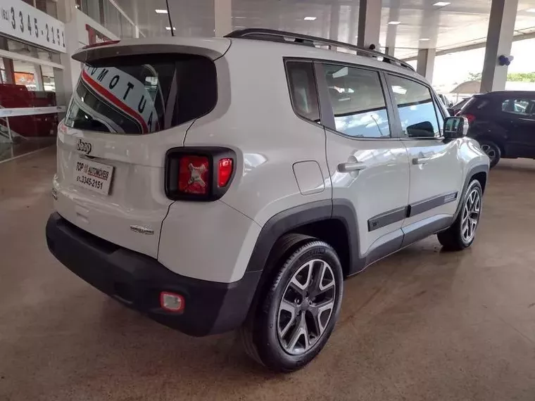 Jeep Renegade Branco 17