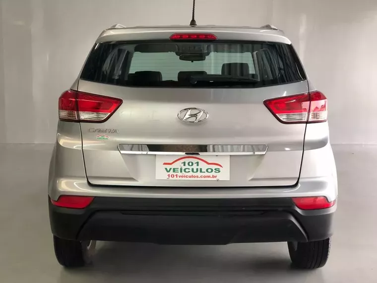 Hyundai Creta Prata 19