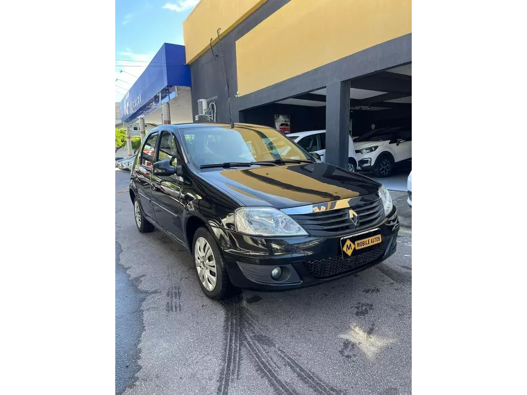 Renault Logan Preto 1