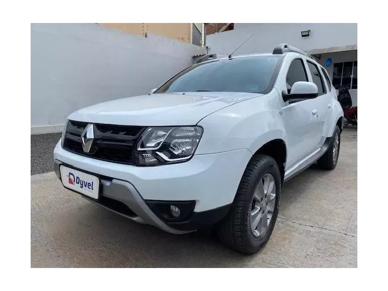 Renault Duster Branco 9