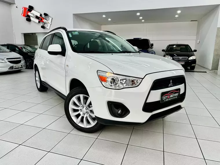 Mitsubishi ASX Branco 3