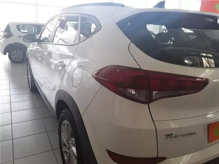 Hyundai Tucson Branco 6